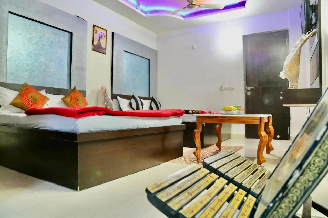 Hotel Blue Ray Family Guest House Nagla Dhimar India